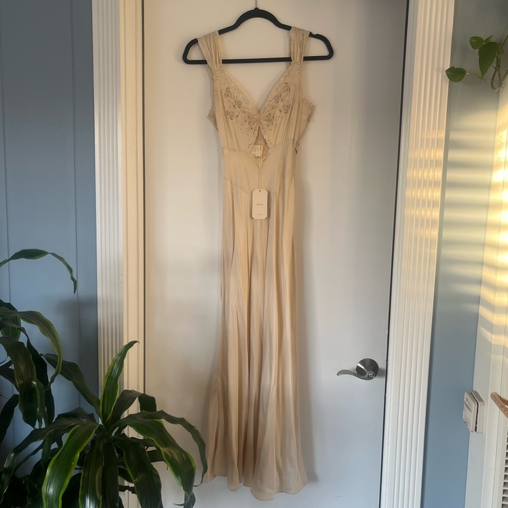 Doen Saoirse Dress NWT 100% Silk